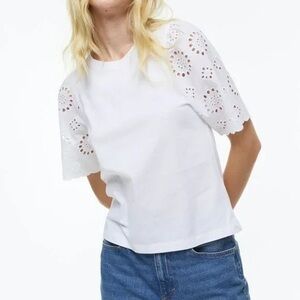 H&M White Eyelet Lace Sleeve T-Shirt Top Sz M